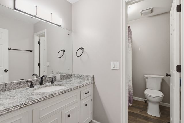 3016 Dell Dr, Hermitage, TN 37076