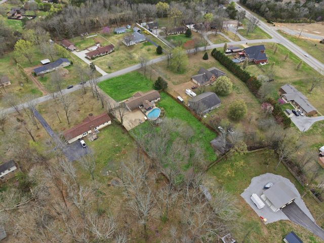 3016 Dell Dr, Hermitage, TN 37076