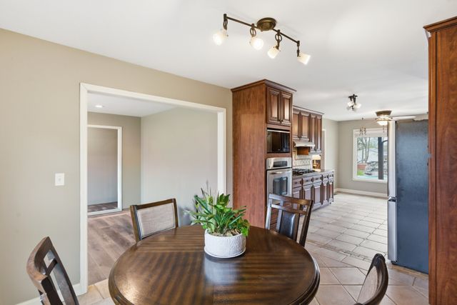 3016 Dell Dr, Hermitage, TN 37076