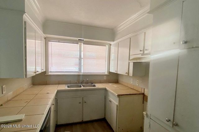 1955 Ventura Drive, Jackson, MS 39204