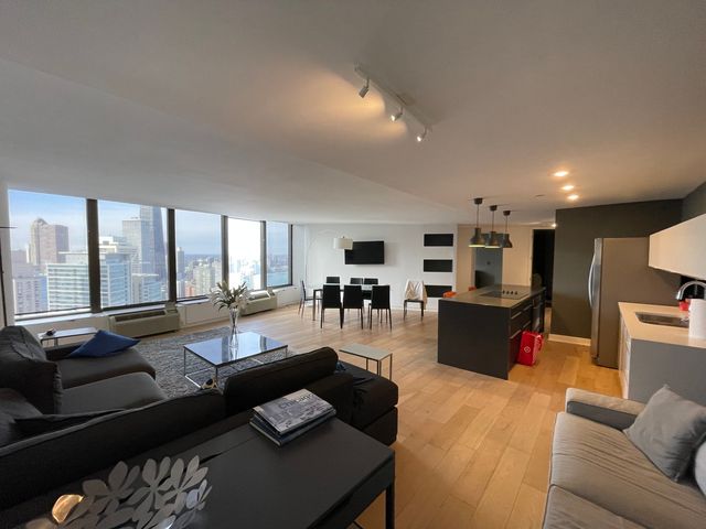 505 N Lake Shore Drive 5701, Chicago, IL 60611