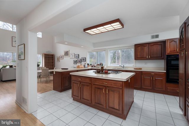 516 MT LUCAS, Princeton, NJ 08540