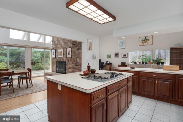 516 MT LUCAS, Princeton, NJ 08540