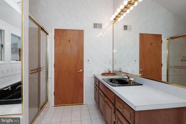 516 MT LUCAS, Princeton, NJ 08540