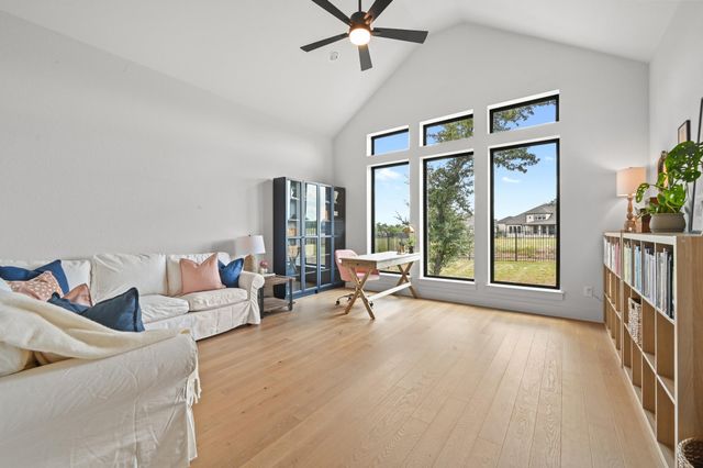 461 Leaning Rock RDG, Austin, TX 78737