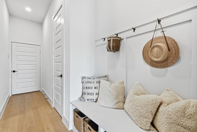 461 Leaning Rock RDG, Austin, TX 78737