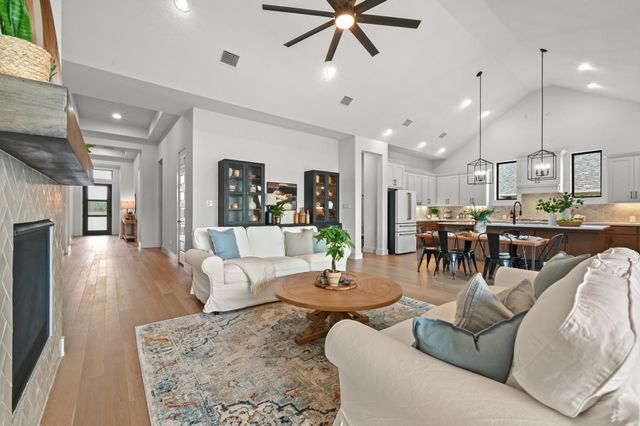 461 Leaning Rock RDG, Austin, TX 78737