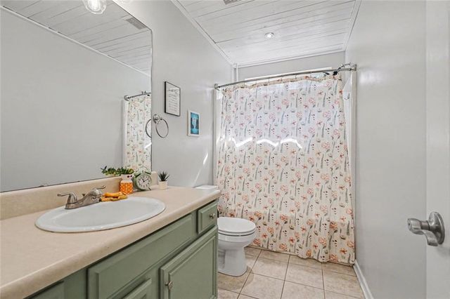 5118 Ashley Falls Court, Loganville, GA 30052