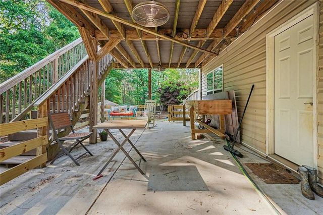 5118 Ashley Falls Court, Loganville, GA 30052