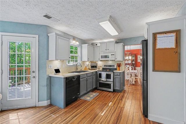 5118 Ashley Falls Court, Loganville, GA 30052
