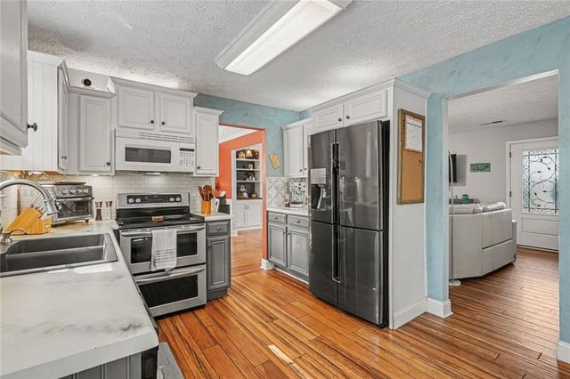 5118 Ashley Falls Court, Loganville, GA 30052