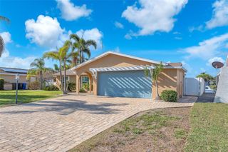 1012 SPINDLE PALM WAY, Apollo Beach, FL 33572
