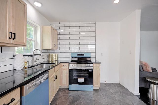 3041 W Eubanks Street, Oklahoma City, OK 73112