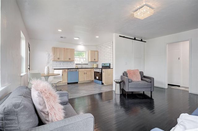 3041 W Eubanks Street, Oklahoma City, OK 73112