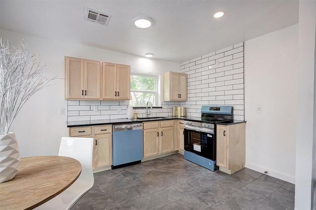 3041 W Eubanks Street, Oklahoma City, OK 73112