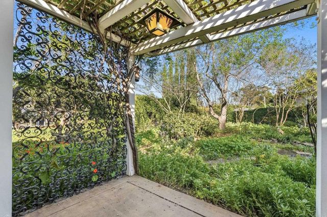 9110 Brier Road, La Mesa, CA 91942