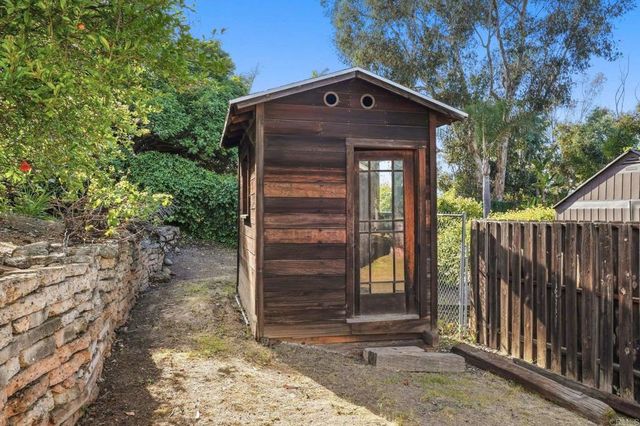 9110 Brier Road, La Mesa, CA 91942