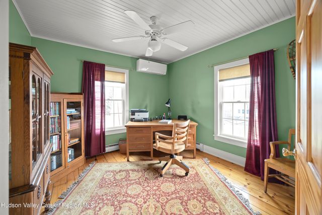 28 Mellenville Square, Claverack, NY 12513