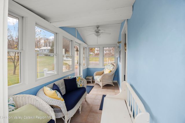 28 Mellenville Square, Claverack, NY 12513