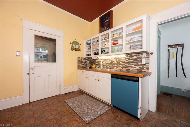 712 Laurel Street, Winston-salem, NC 27101