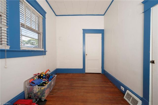 712 Laurel Street, Winston-salem, NC 27101