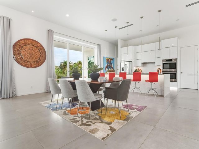 3939 HIGEL AVENUE, Sarasota, FL 34242