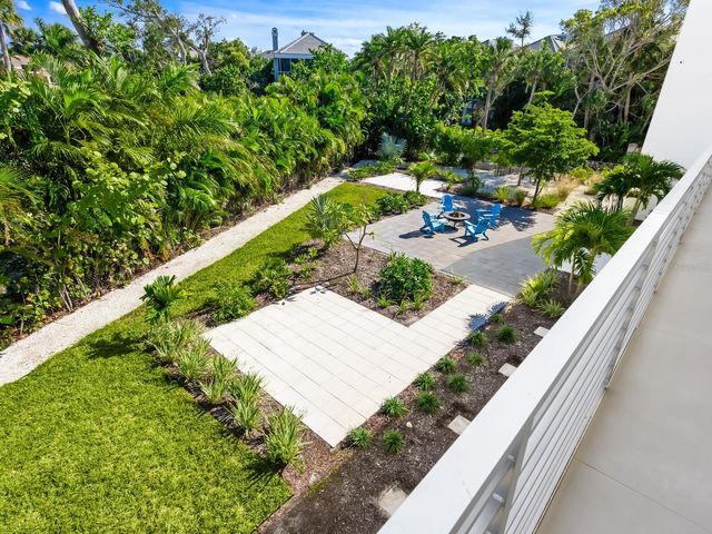 3939 HIGEL AVENUE, Sarasota, FL 34242