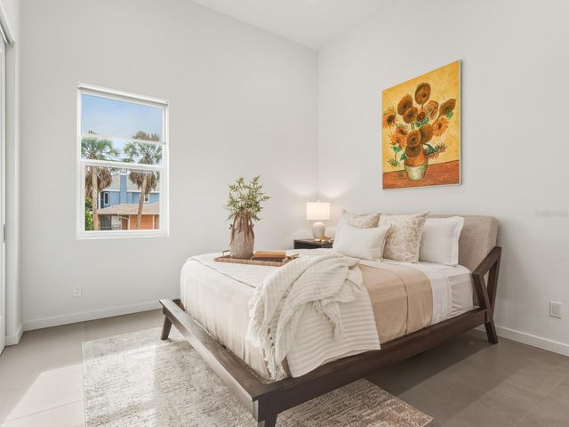 3939 HIGEL AVENUE, Sarasota, FL 34242