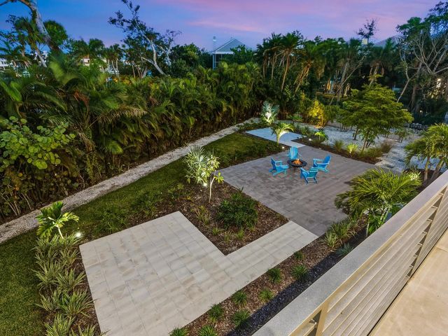 3939 HIGEL AVENUE, Sarasota, FL 34242