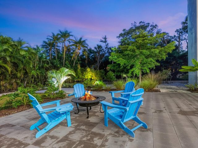 3939 HIGEL AVENUE, Sarasota, FL 34242