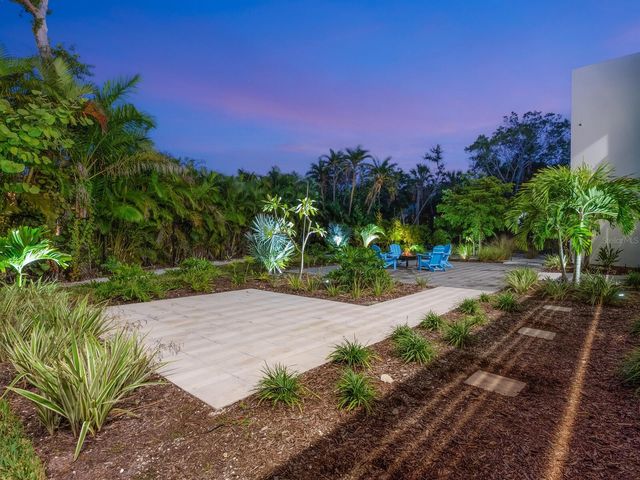 3939 HIGEL AVENUE, Sarasota, FL 34242