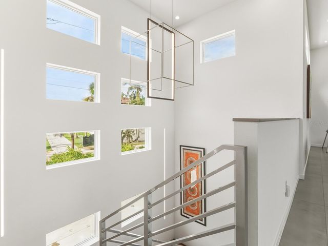 3939 HIGEL AVENUE, Sarasota, FL 34242