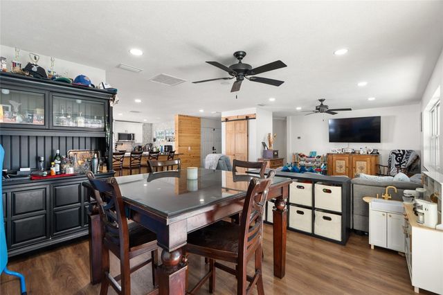 7124 WRENWOOD CIRCLE, Tampa, FL 33617