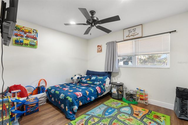 7124 WRENWOOD CIRCLE, Tampa, FL 33617