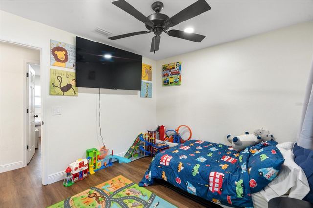 7124 WRENWOOD CIRCLE, Tampa, FL 33617