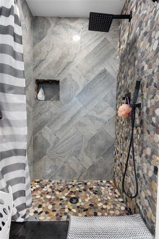 7124 WRENWOOD CIRCLE, Tampa, FL 33617