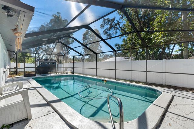 7124 WRENWOOD CIRCLE, Tampa, FL 33617