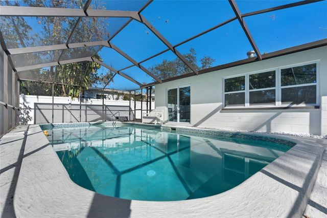 7124 WRENWOOD CIRCLE, Tampa, FL 33617