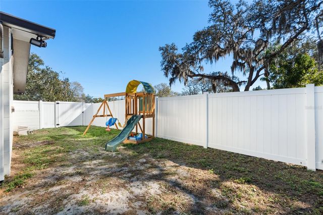 7124 WRENWOOD CIRCLE, Tampa, FL 33617