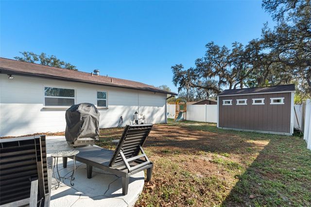 7124 WRENWOOD CIRCLE, Tampa, FL 33617