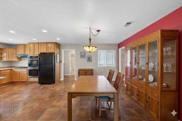 2455 Higgins Rd, West Sacramento, CA 95691