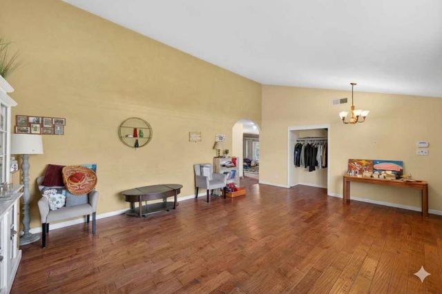 2455 Higgins Rd, West Sacramento, CA 95691