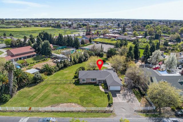 2455 Higgins Rd, West Sacramento, CA 95691