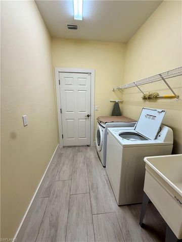 5560 Belrose ST, Lehigh Acres, FL 33971