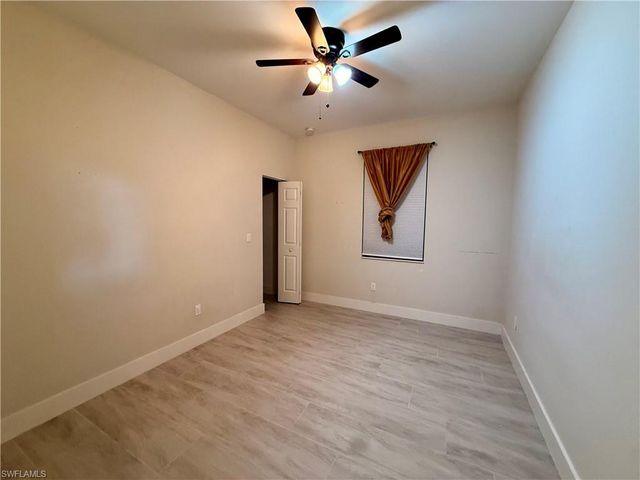5560 Belrose ST, Lehigh Acres, FL 33971
