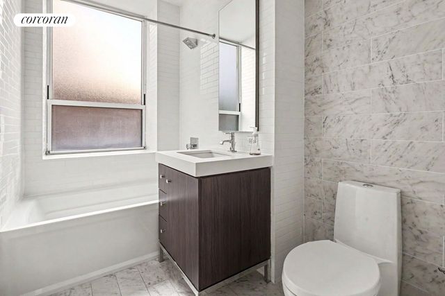 416 W 52ND Street TH219, New York City, NY 10019