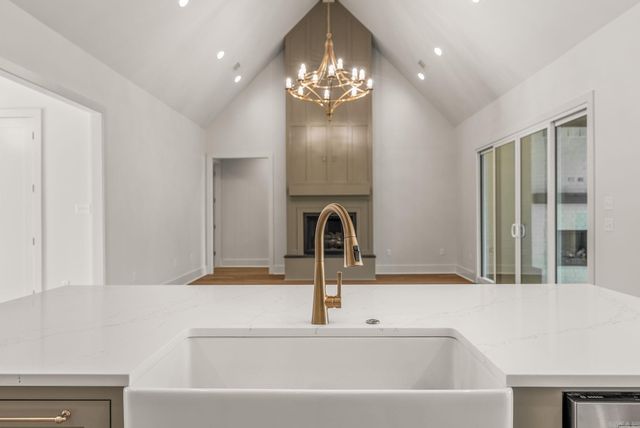 1675 Nantucket, Conway, AR 72034