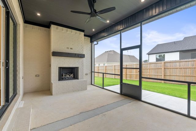 1675 Nantucket, Conway, AR 72034