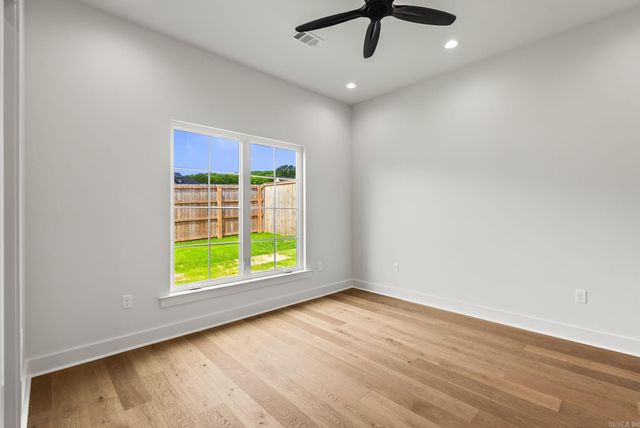 1675 Nantucket, Conway, AR 72034