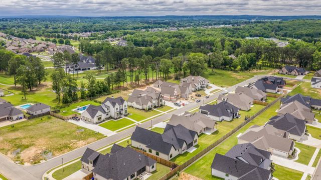 1675 Nantucket, Conway, AR 72034